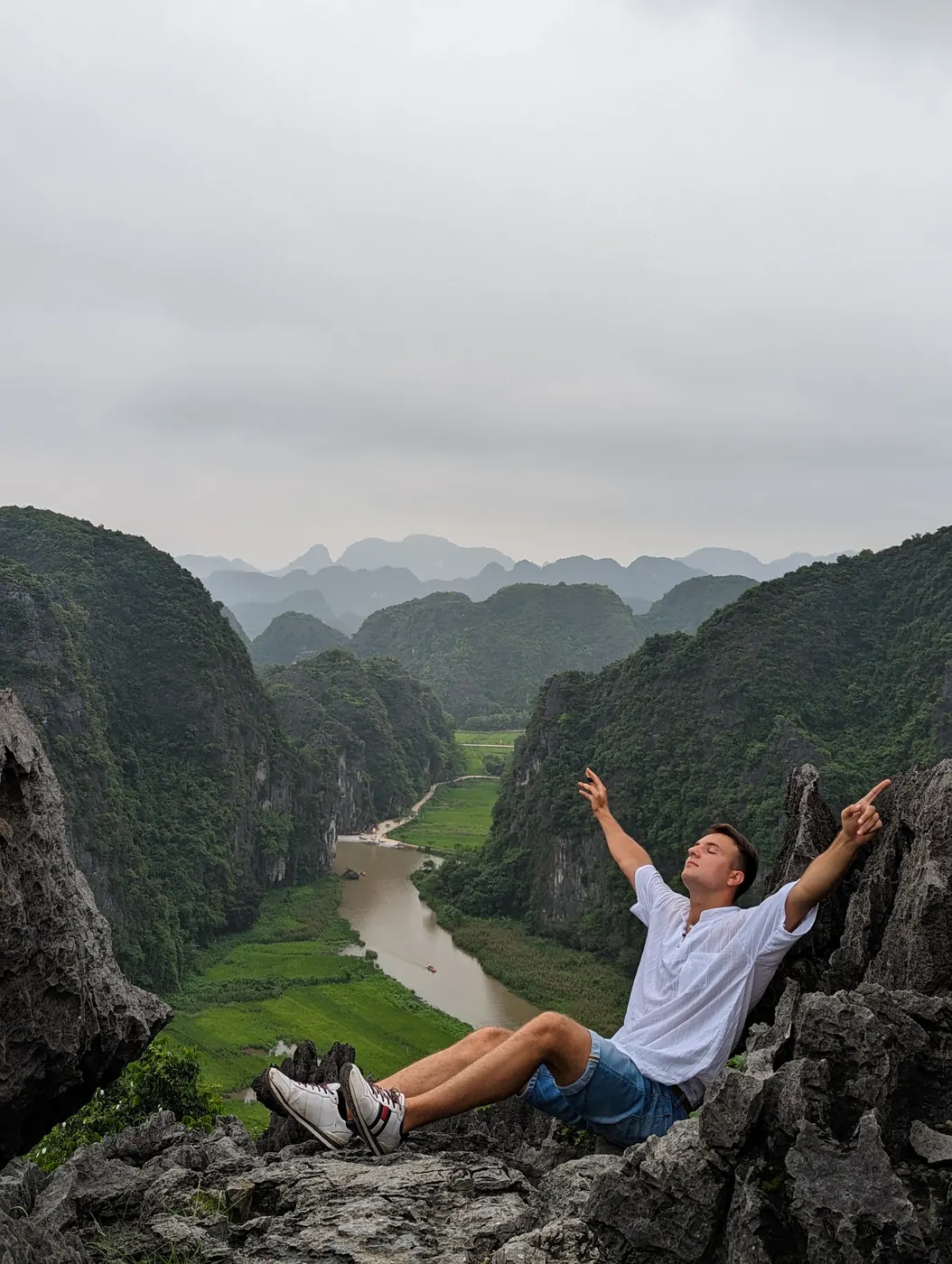 Vietnam, Ninh Binh · Mirador